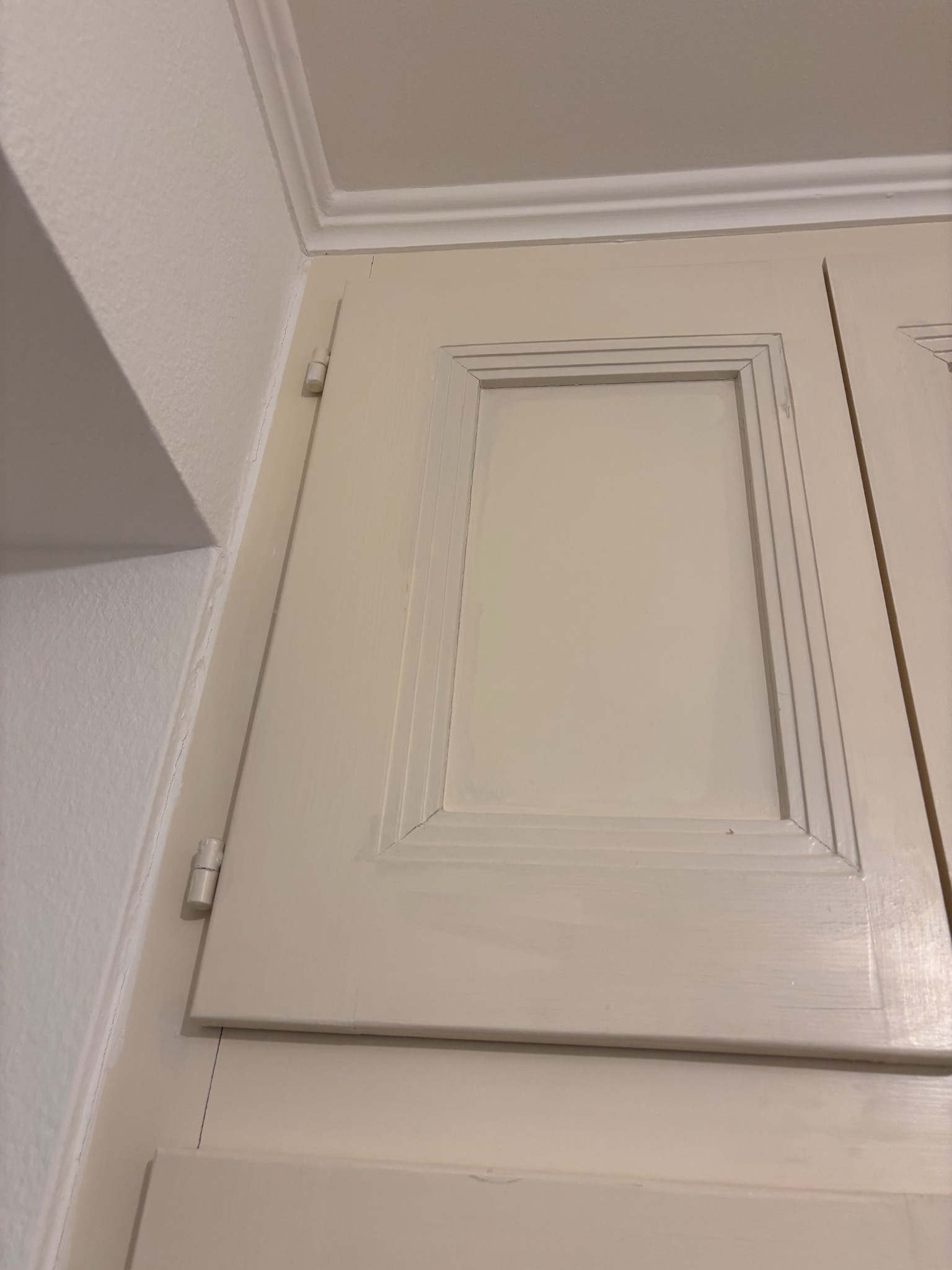 Finition de boiserie – Louvet Peinture